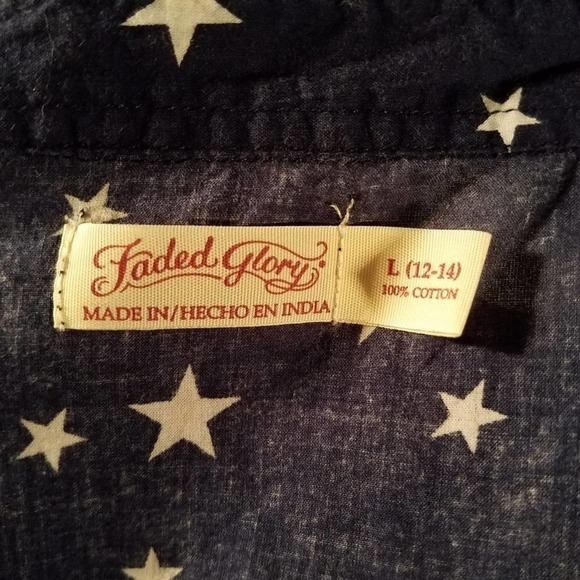 🎈4 FOR $20 FADED Glory Button Down Top Stars - Picture 6 of 6